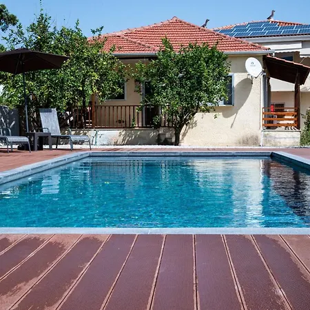 הוילה אקרטה Elegant House By The Sea With Pool מראה חיצוני תמונה